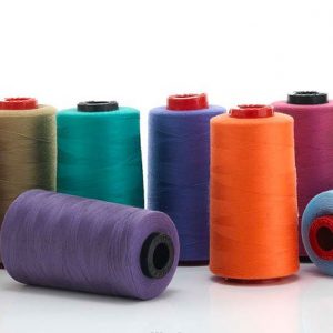 Beyaz polyester iplik - renkli